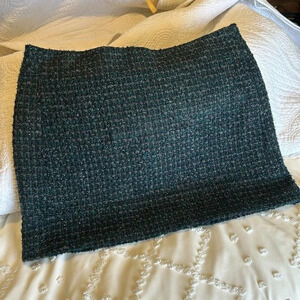 Willi Smith mini skirt. Textured material. EUC size 10